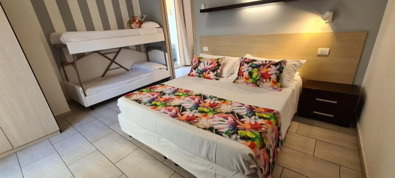 Rubino Apartments A 100Metri Dal Mare Riccione Eksteriør bilde