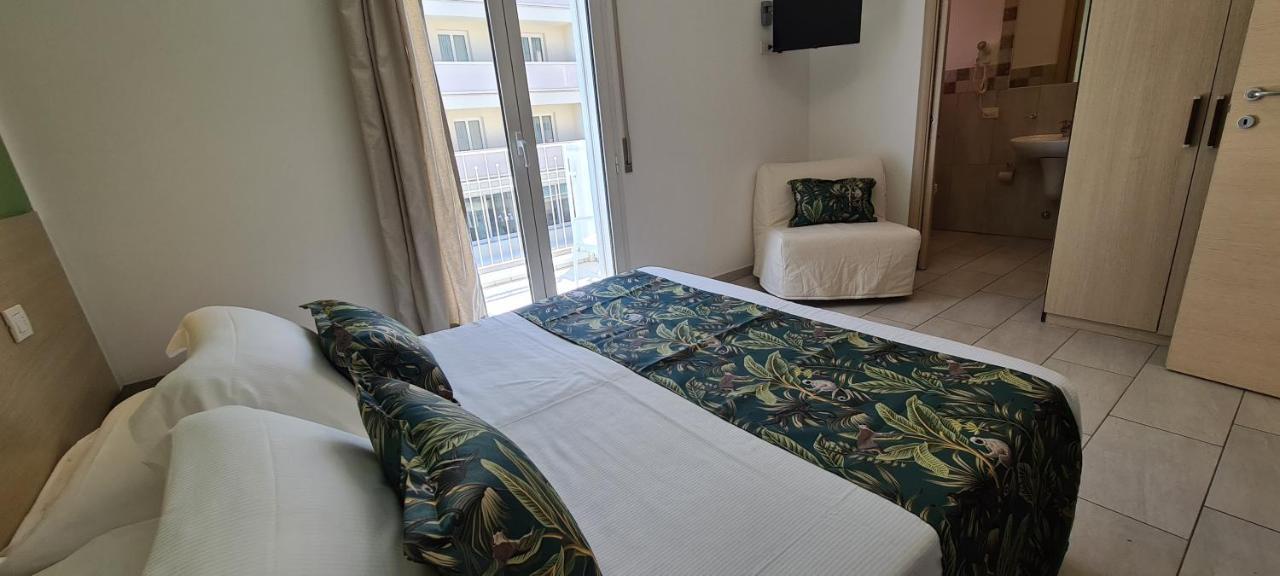 Rubino Apartments A 100Metri Dal Mare Riccione Eksteriør bilde