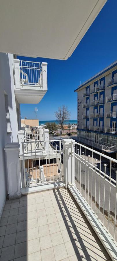 Rubino Apartments A 100Metri Dal Mare Riccione Eksteriør bilde