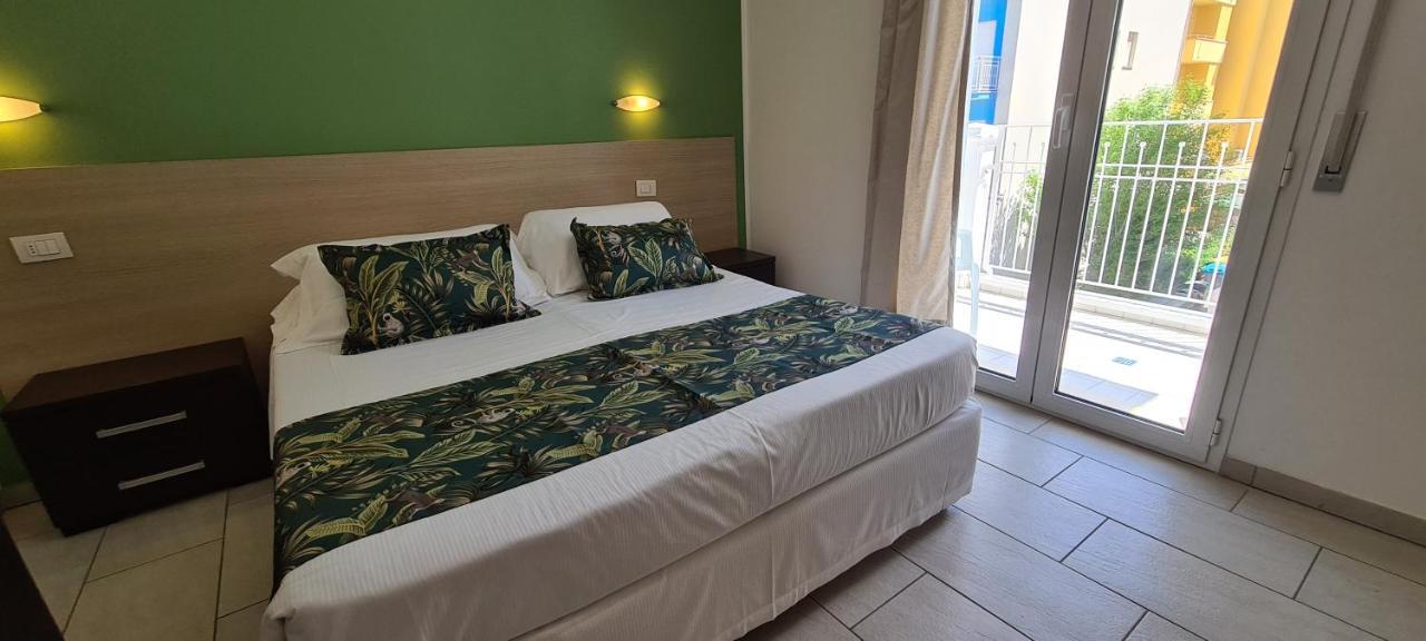 Rubino Apartments A 100Metri Dal Mare Riccione Eksteriør bilde