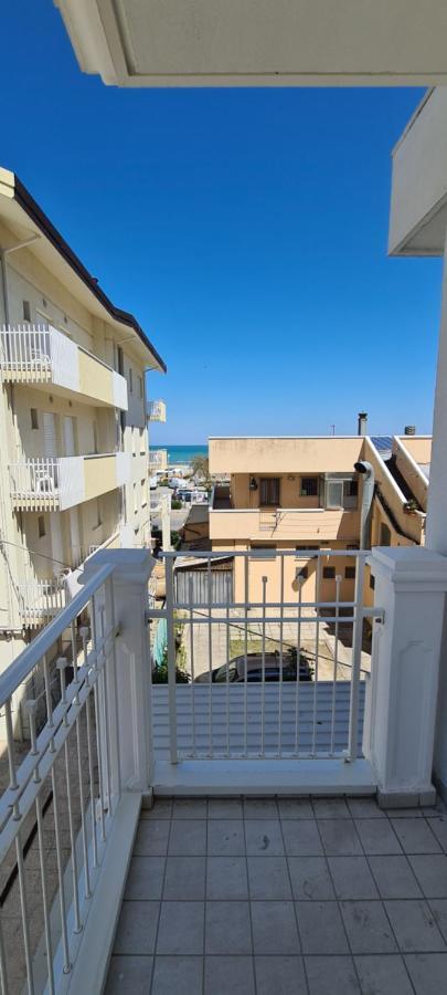 Rubino Apartments A 100Metri Dal Mare Riccione Eksteriør bilde