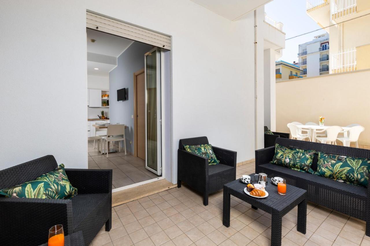 Rubino Apartments A 100Metri Dal Mare Riccione Eksteriør bilde