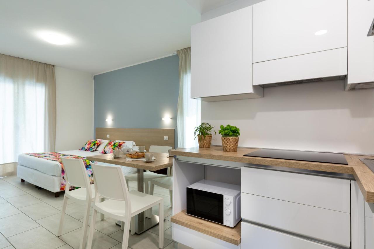 Rubino Apartments A 100Metri Dal Mare Riccione Eksteriør bilde